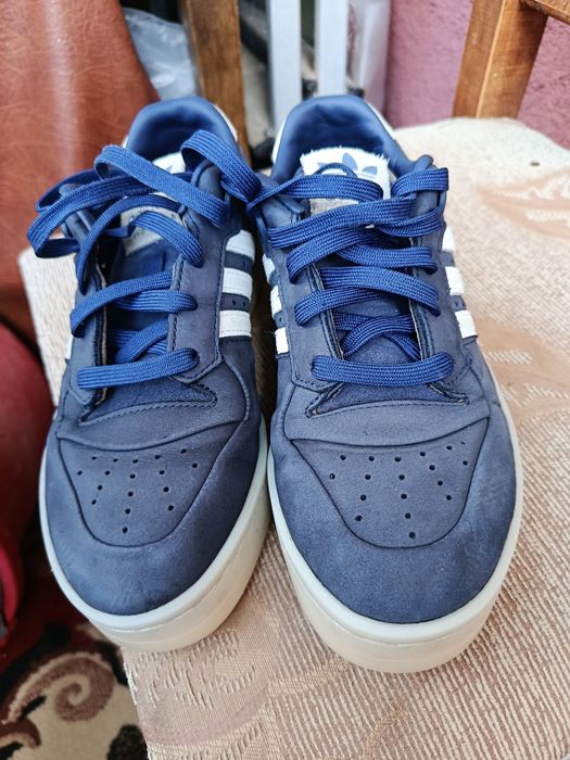 Продам кросовкі Adidas