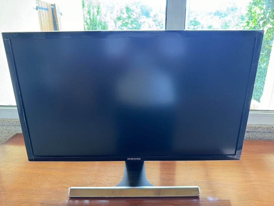 Monitor Samsung UHD
