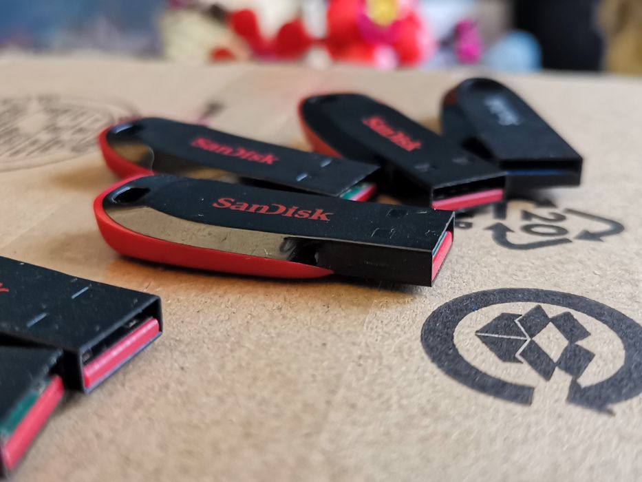 Pakiet Pendrive SanDisk Cruzer Blade 64GB