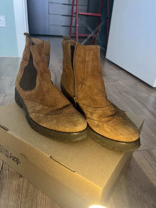 Чоботи коричневі із натуральної замші