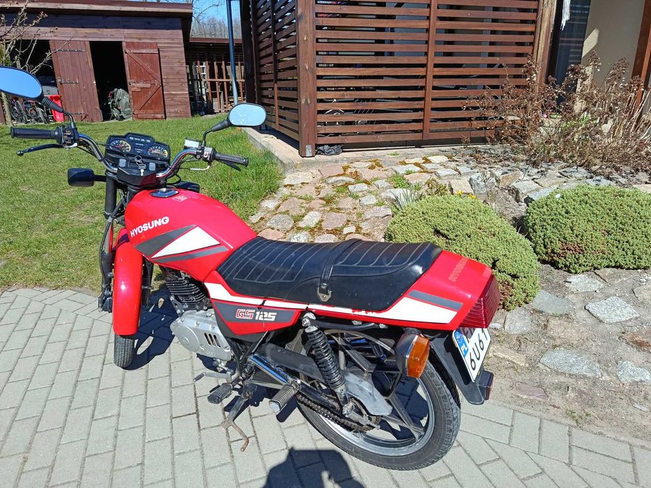 Hyosung GS 125 super stan