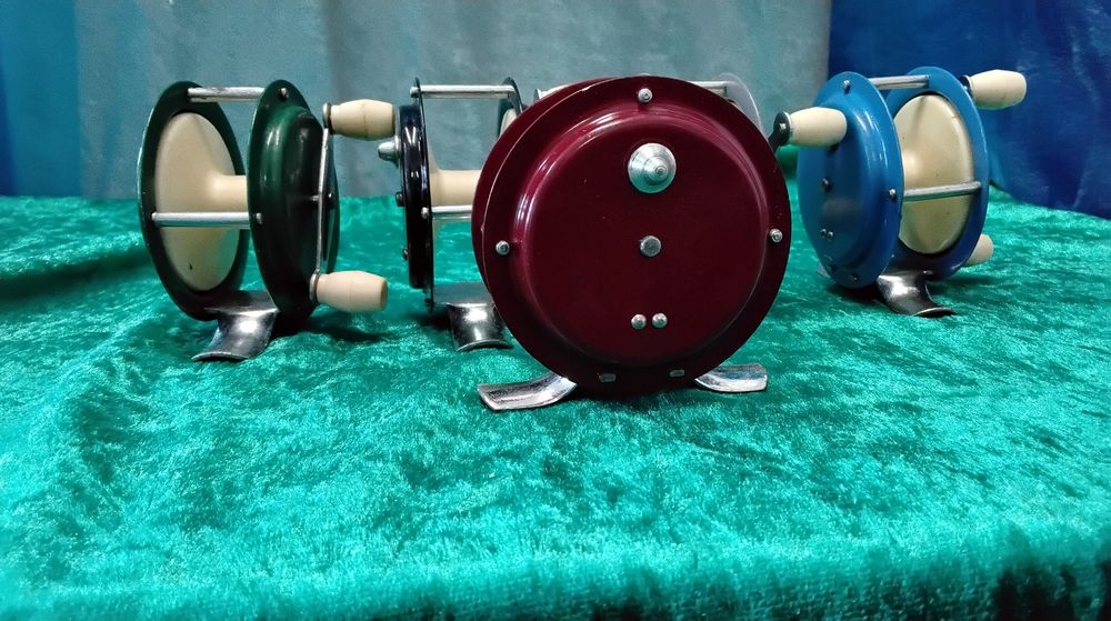 Carretos de pesca. Novos