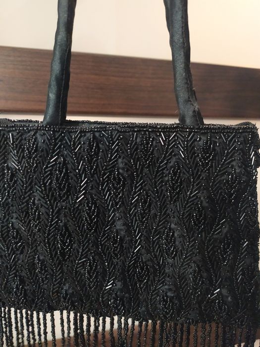 Elegancka mała czarna torebka z koralików