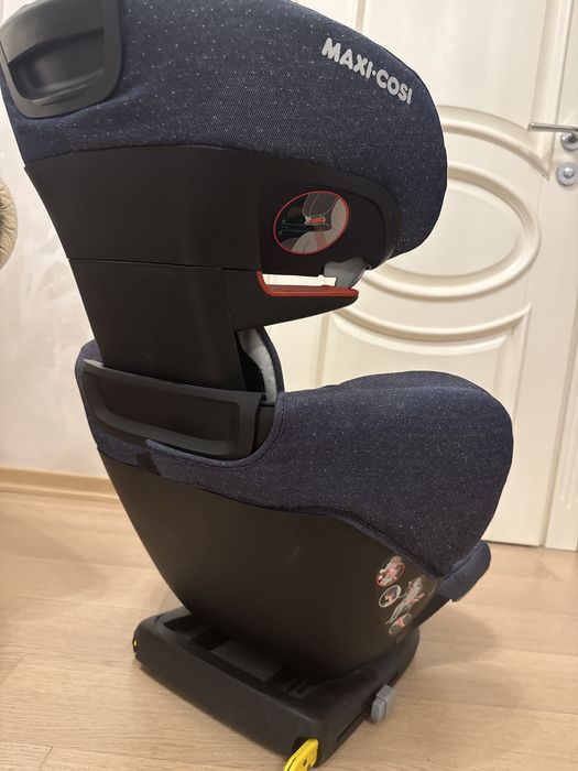 Автокрісло Maxi-Cosi 3-12 років