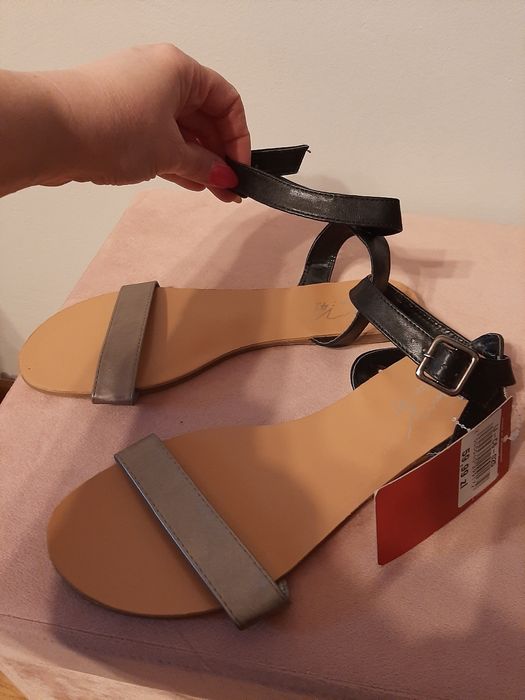 Sandałki   carry
