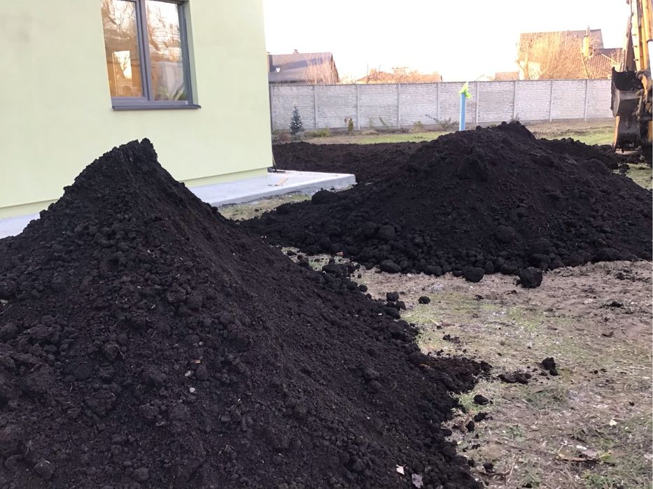 Чорнозем, грунтосуміш, торф