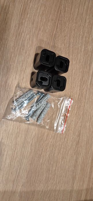 Grzejnik dekoracyjny Radeco Tubo 1K - Czarny Mat (Merkury 7)