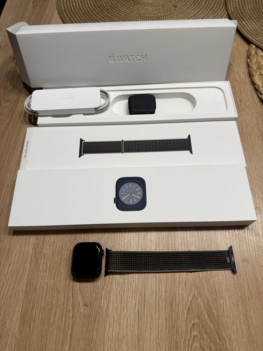 Apple watch series 8  - 41mm - uzywany - stan bd - gps