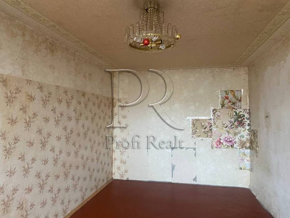 Продаж 2-ноі квартири по вул.Прирічна, Івасюка 5 ст.метро  Оболонь,Мінська