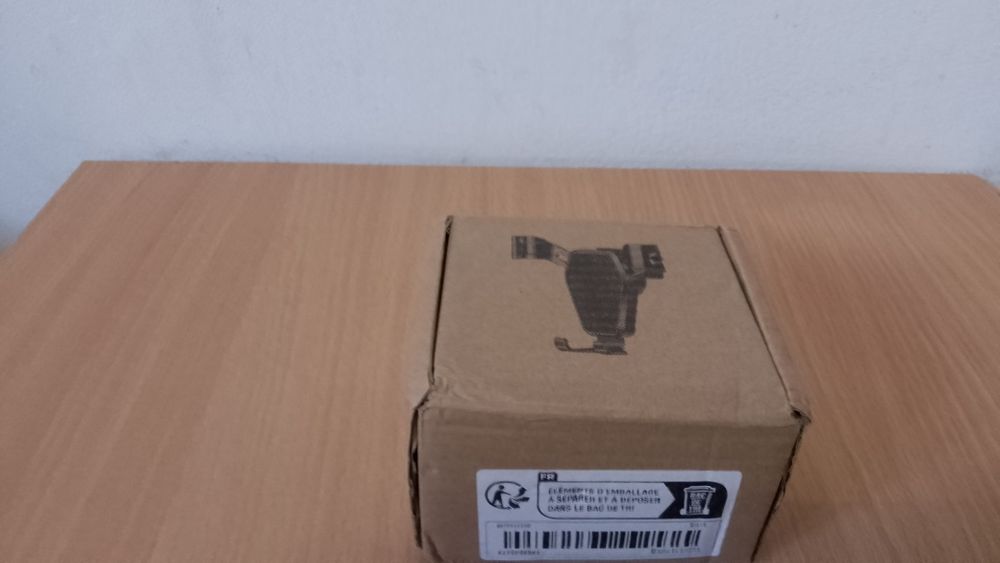 Uchwyt samochodowy na smartfona