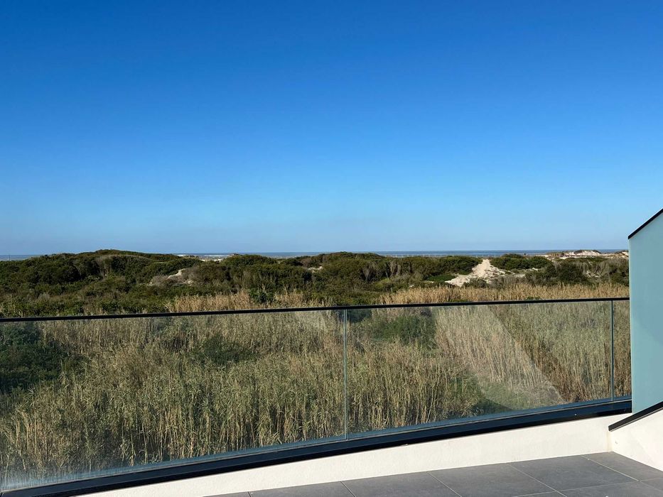 O próprio vende na Costa Nova  Apart. T3+1 duplex c/ vista  Mar e Ria