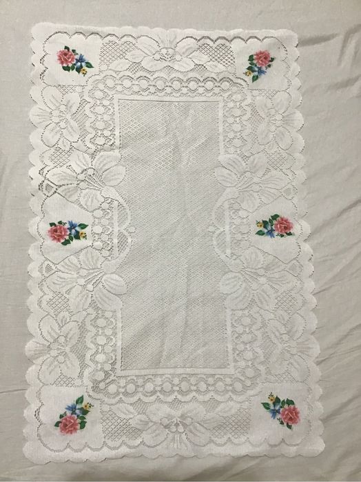 Серветка салфетка на стіл тумбу