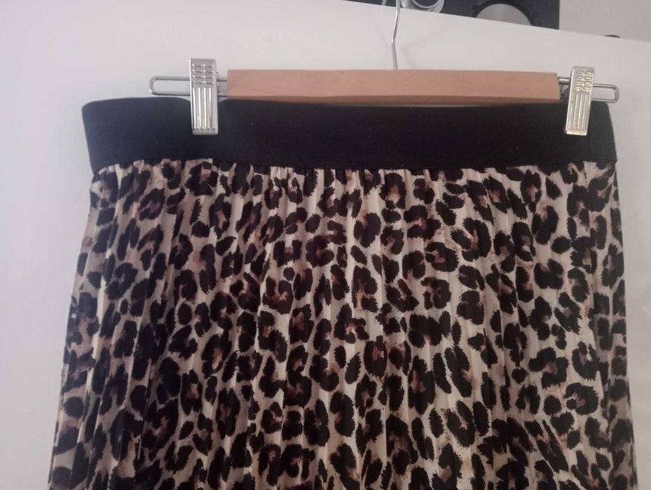 Sprzedam spódnice panterka