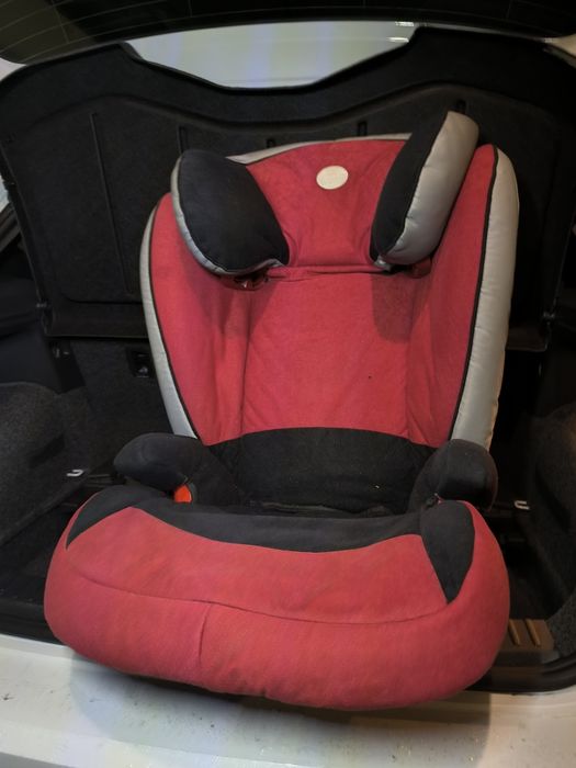 Cadeira  e banco criança até aos 7 Anos