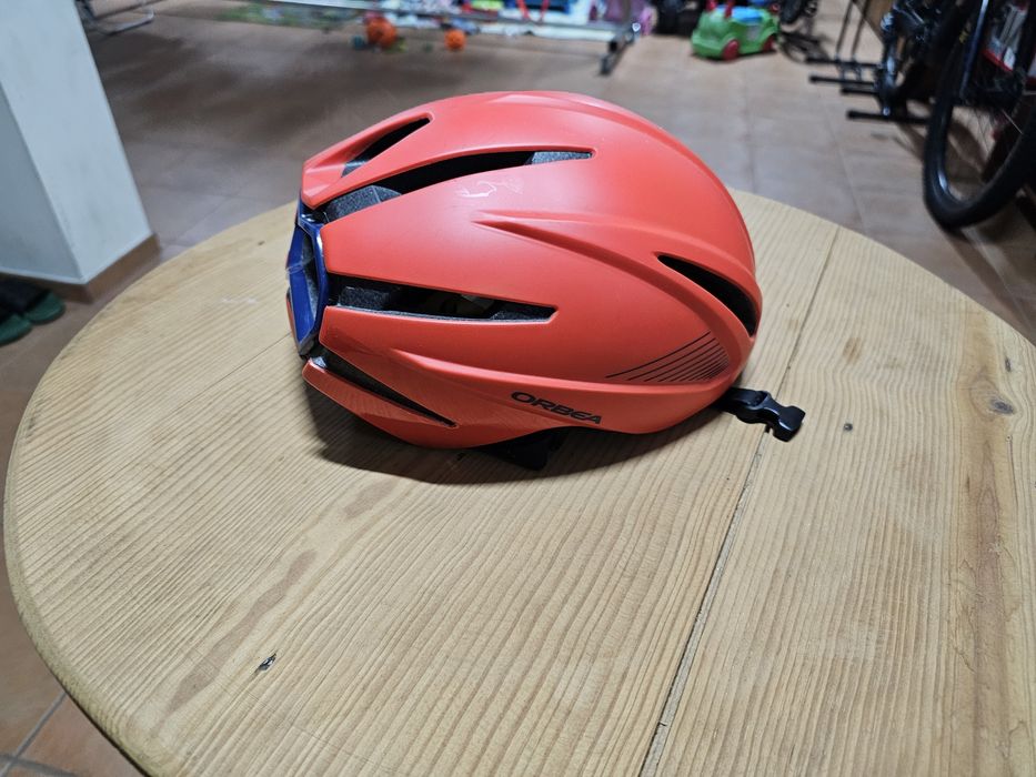 Capacete R10 aero