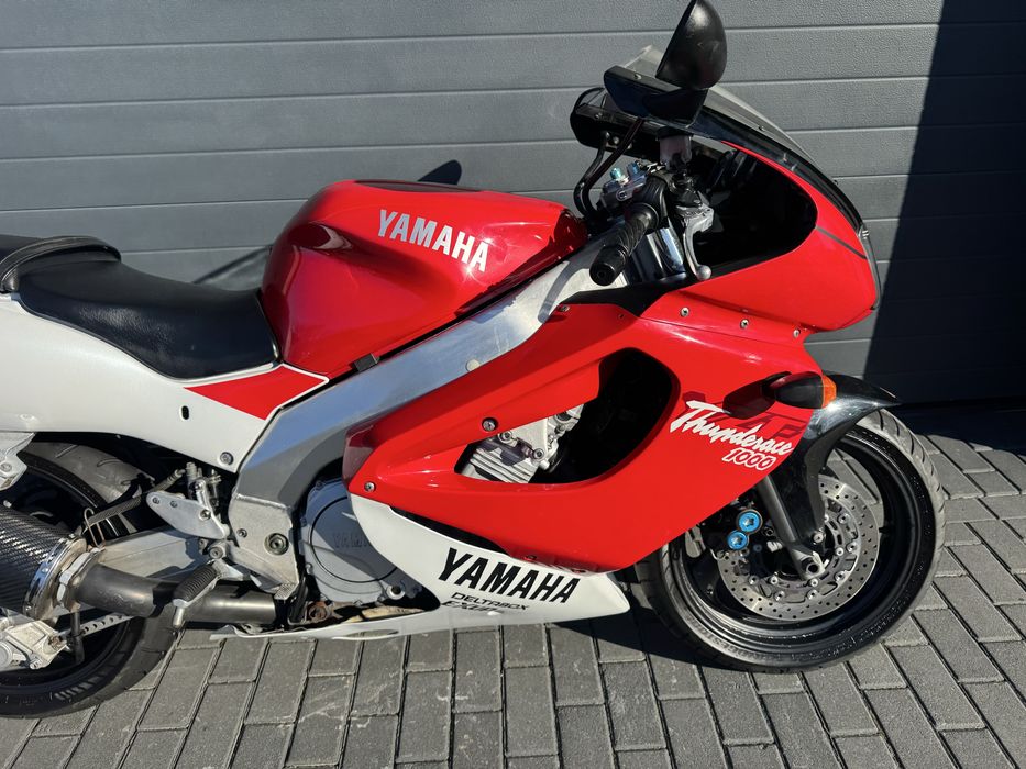 Yamaha yzf1000 Thunderace
