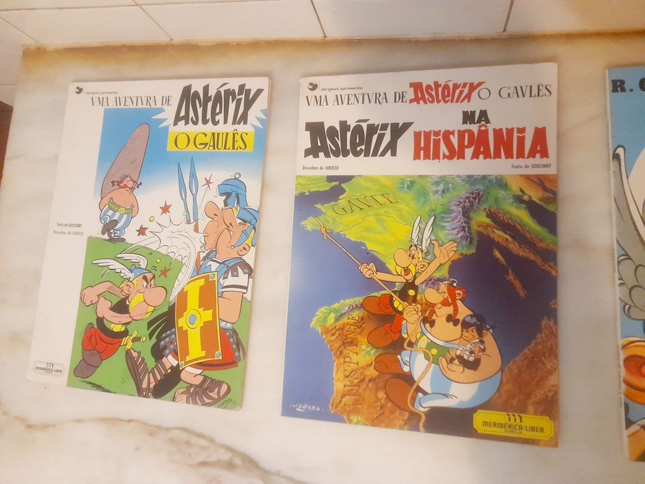 Conjunto de 4 Livros Astérix Diversos