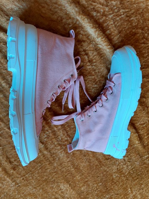 Trampki różowe wysokie do kostki 39 lekkie