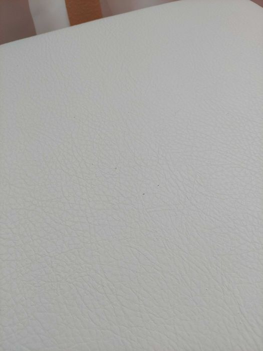 2 Pufs / ottoman (valor total pelo conjunto)