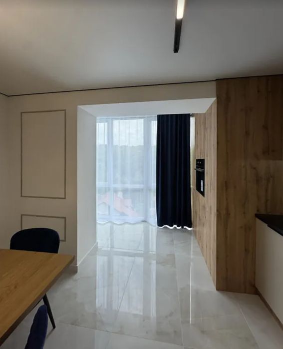 Продаж 3к квартири 102 кв. м на вул. Львівська