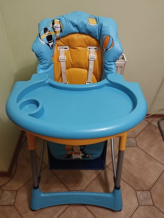 Продам дитячий стільчик для годування  BabyOno