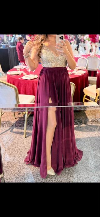 Вечірня сукня розмір М