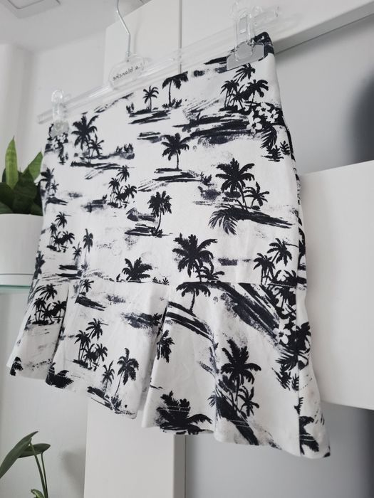 Spodniczka S letnia palmy bawełna dzianina jak nowa  letnia plażowa