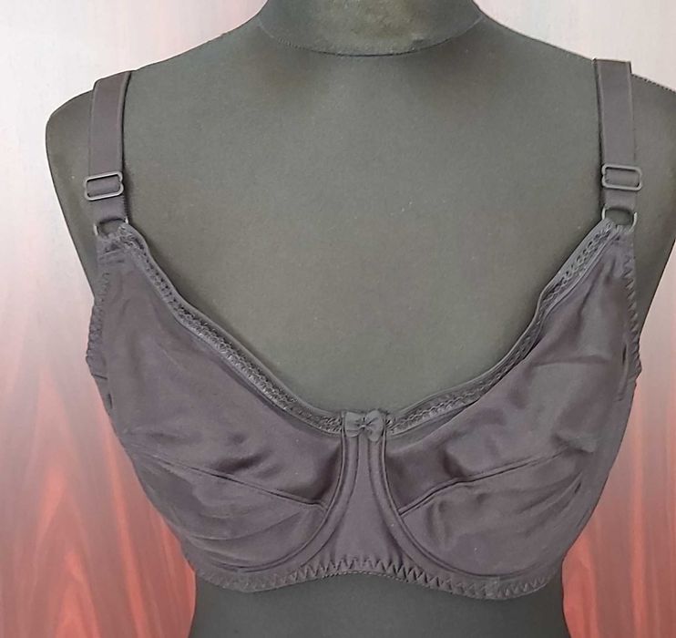 Biustonosz 90 C Triumph