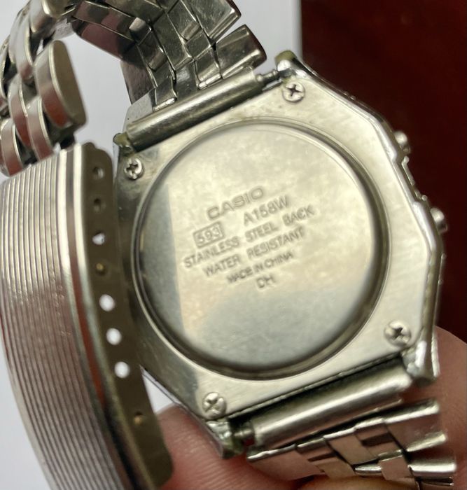 Часы Casio A158W, на ходу