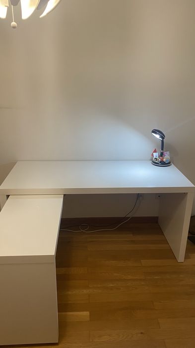 Urgente! Secretária Branca Ikea