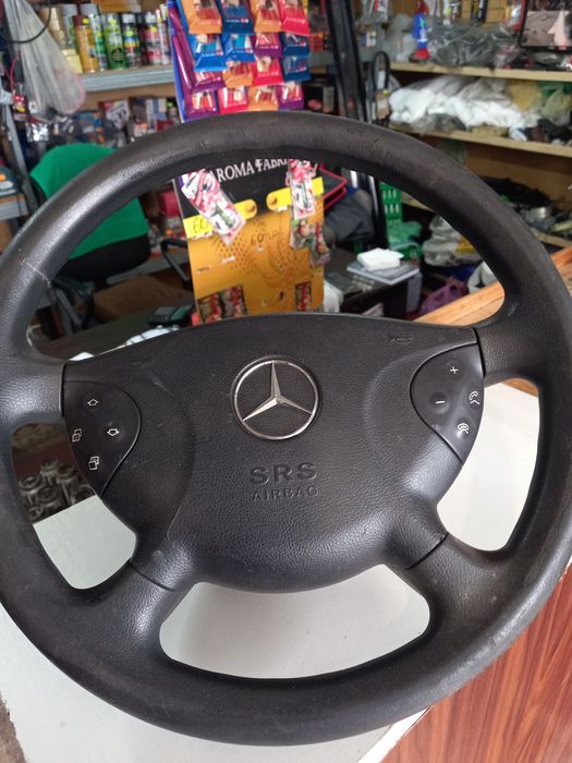 руль на мерседес 211