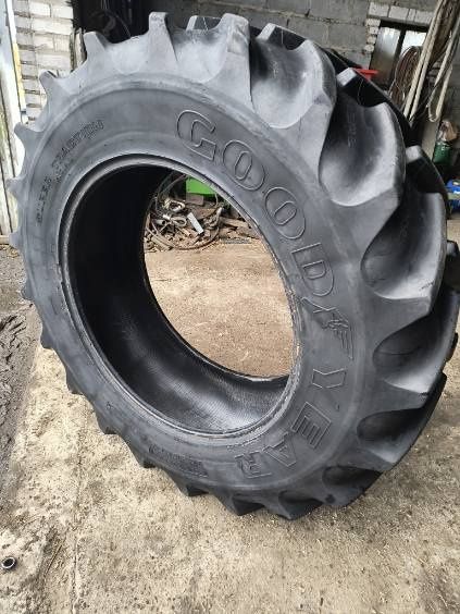 Opona 16.9R34 Goodyear 420/85R34