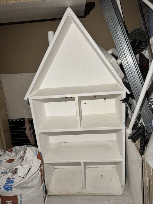 Ляльковий будинок або для книг