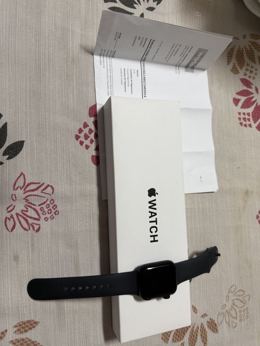 Apple Watch SE GPS 40mm 2 Geração, em bom estado geral, comprado em 02/12/2024