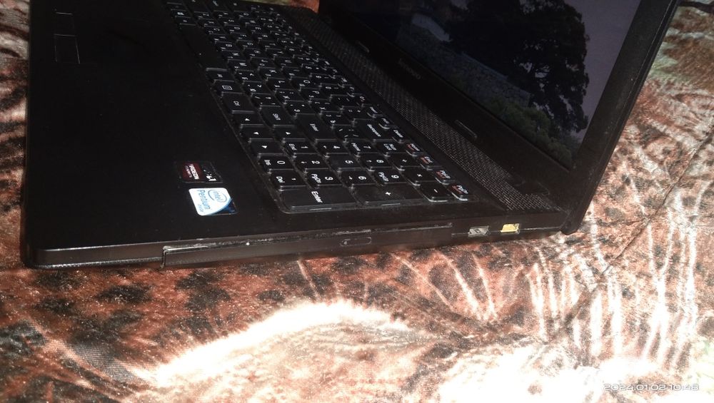 Продам ноутбук lenovo g500. 120Гб ссд