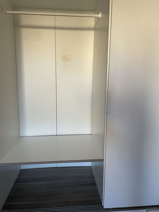 Szafa ikea trisil biala drzwi przesuwane