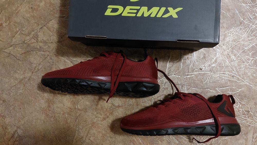 Кросовки demix 45р
