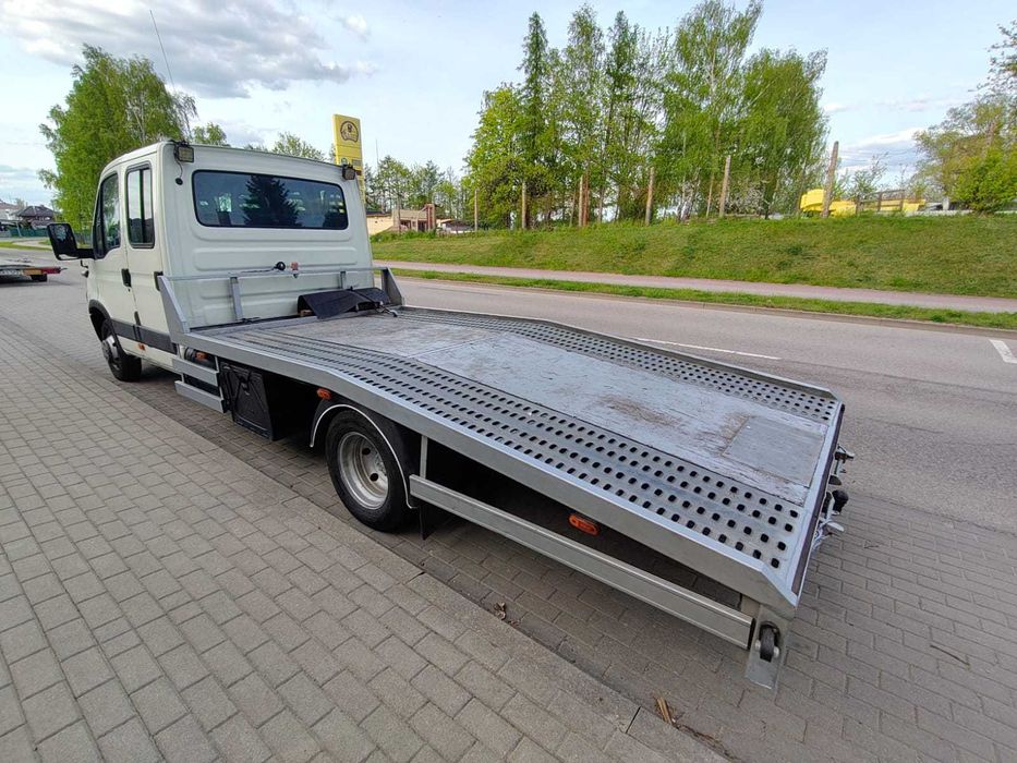 Auto Laweta Iveco Daily 2.3