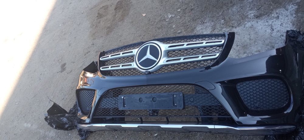 Бампер Mercedes W166 GLS AMG в наявності