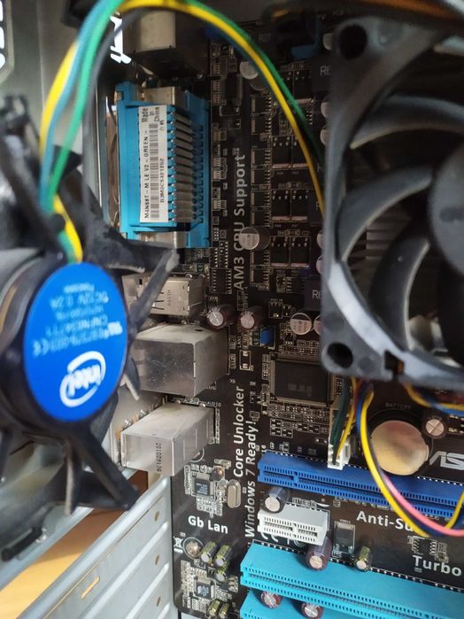 Komputer stacjonarny brak karty graficznej