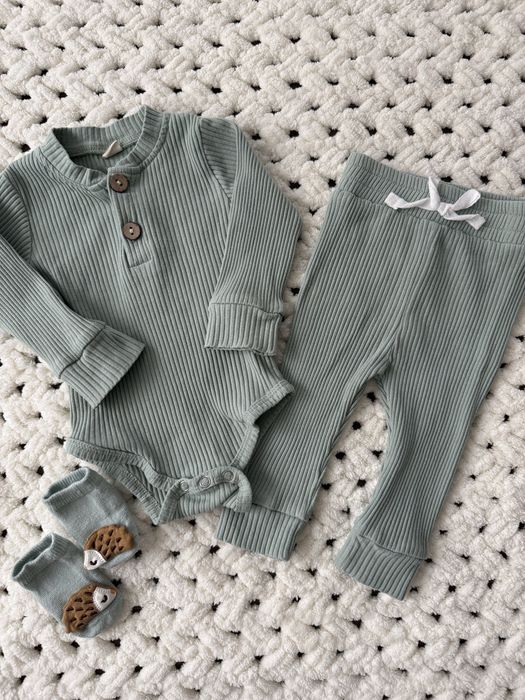 Демісезоний комбінезон та костюмчик