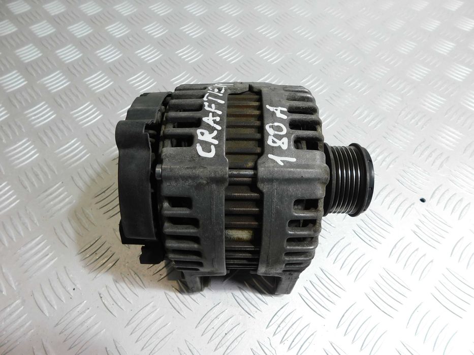 VW Crafter 2.5 TDI Alternator Duży 180A