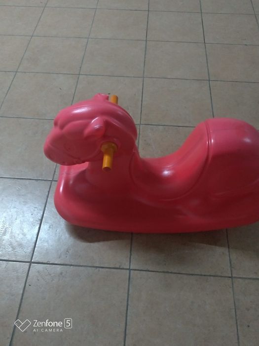 Cavalo para bebé brincar