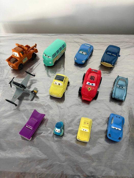 carros disney pixar faisca lightning mcqueen lightning brinquedos cars camiao mack avioes veiculos filme