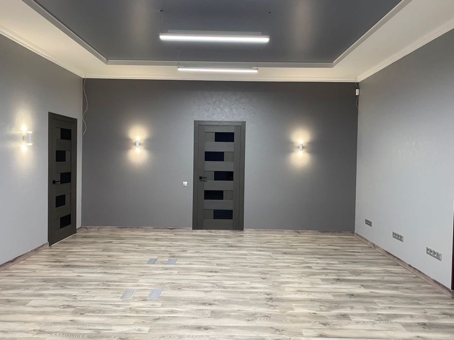 Сдам офис в центре города с генератором , ул Софиевская 15