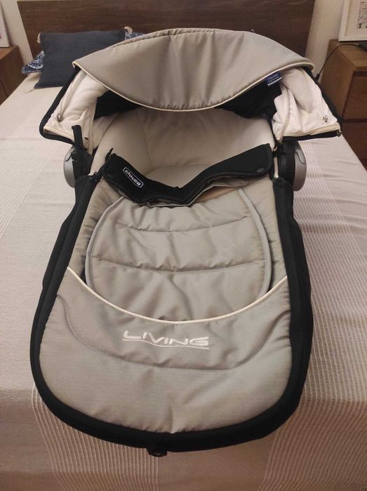 Alcofa para bébé, da CHICCO.