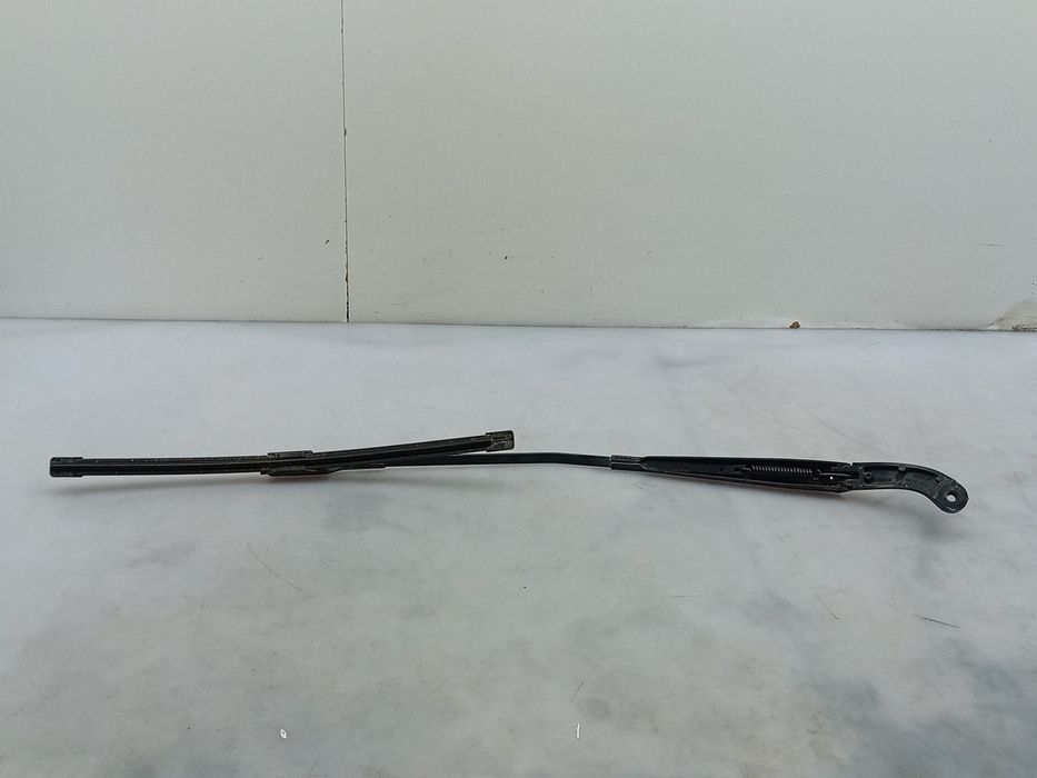 Haste / braço de escova limpa vidros frente direita AUDI A3 Sportback