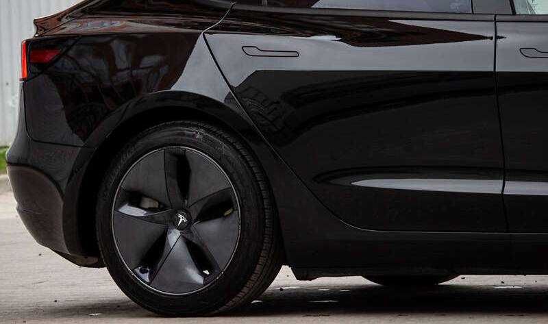 Tesla Model 3 2021 AWD