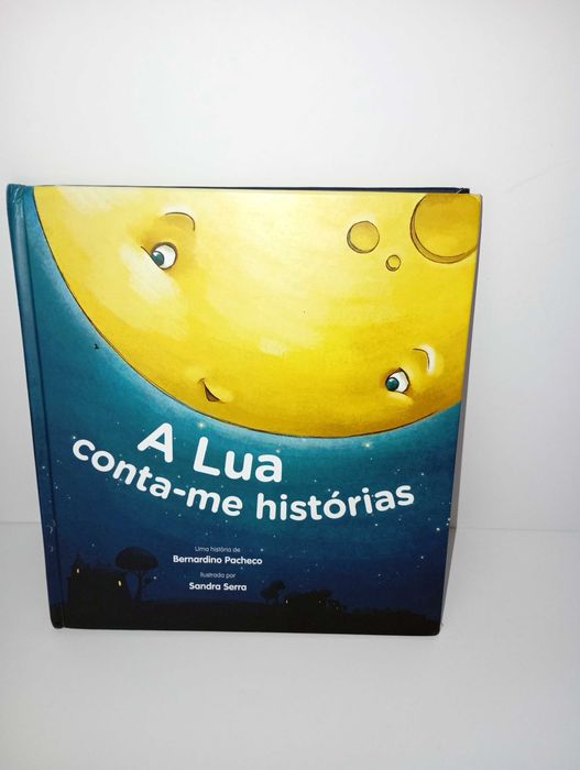 A Lua conta-me Histórias