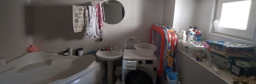 Терміново!!! по вул.  Паризька,  173 кв., юність. 8 сот. ділянка